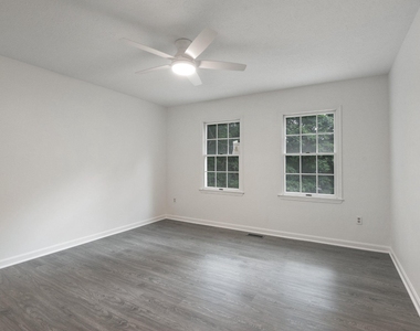 91 Premier Court - Photo Thumbnail 35