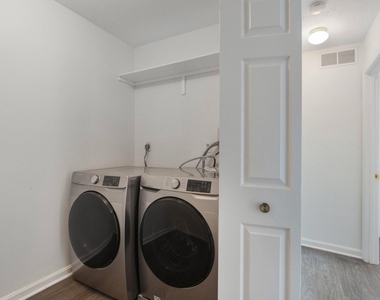 91 Premier Court - Photo Thumbnail 37