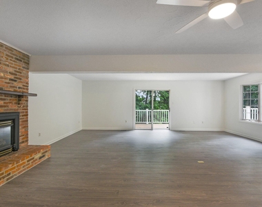91 Premier Court - Photo Thumbnail 15