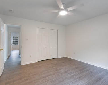 91 Premier Court - Photo Thumbnail 36