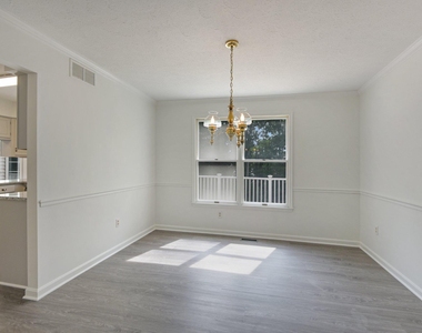 91 Premier Court - Photo Thumbnail 5