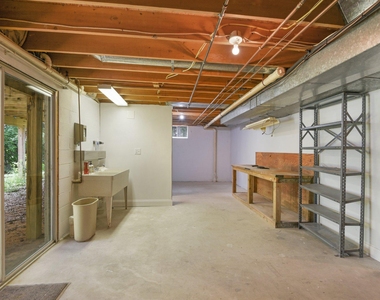 91 Premier Court - Photo Thumbnail 39