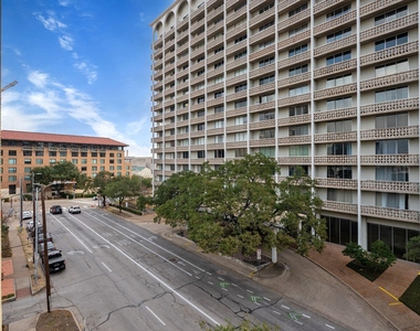 1800 Lavaca St - Photo Thumbnail 14