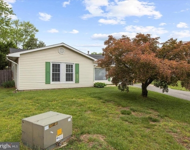 7822 Citadel Court - Photo Thumbnail 1