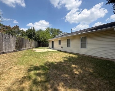 7822 Citadel Court - Photo Thumbnail 3