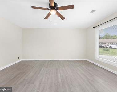 7822 Citadel Court - Photo Thumbnail 4