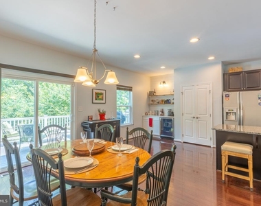 220 General Grey Court - Photo Thumbnail 14