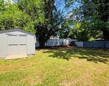 847 Lincoln Street - Photo Thumbnail 1