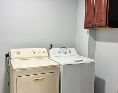 847 Lincoln Street - Photo Thumbnail 2