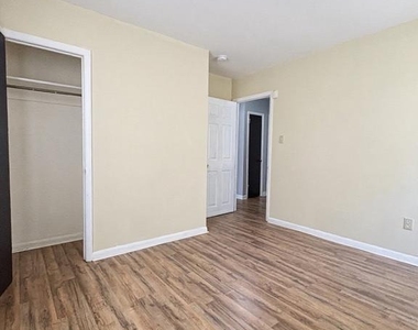 847 Lincoln Street - Photo Thumbnail 5