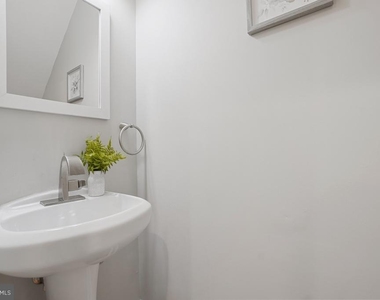 3207 Sherman Avenue Nw - Photo Thumbnail 16