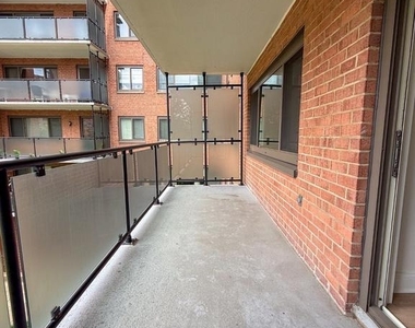 4201 Cathedral Avenue Nw - Photo Thumbnail 8