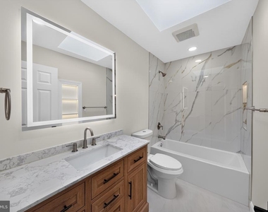 1712 U Street Se - Photo Thumbnail 14