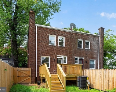 1712 U Street Se - Photo Thumbnail 1