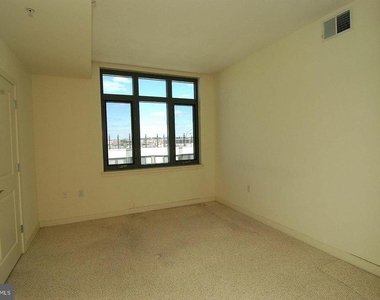 1117 10th Street Nw - Photo Thumbnail 9