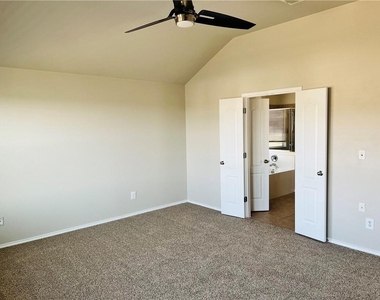1542 Haynie Bnd - Photo Thumbnail 20