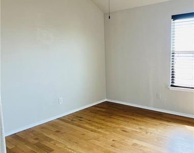 1542 Haynie Bnd - Photo Thumbnail 4