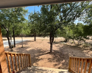 111 E Hickory Dr - Photo Thumbnail 6
