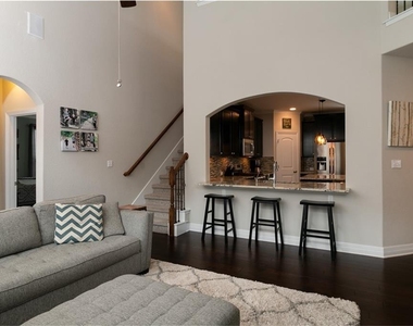 104 Auburn Cv - Photo Thumbnail 16