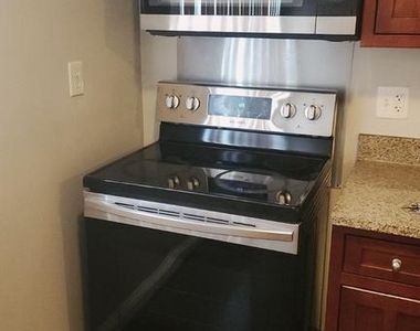 4430 Martin Luther King Jr Avenue Sw - Photo Thumbnail 2