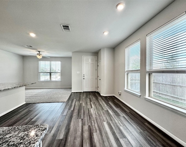 5701 Pleasanton Pkwy - Photo Thumbnail 2