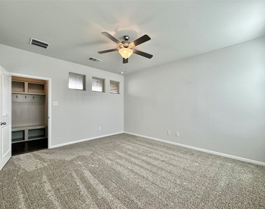 5701 Pleasanton Pkwy - Photo Thumbnail 16