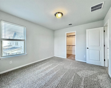 5701 Pleasanton Pkwy - Photo Thumbnail 35