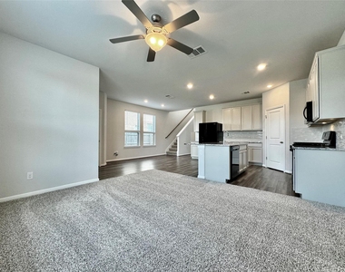 5701 Pleasanton Pkwy - Photo Thumbnail 4