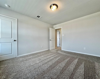 5701 Pleasanton Pkwy - Photo Thumbnail 27