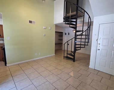 1840 Burton Dr - Photo Thumbnail 2