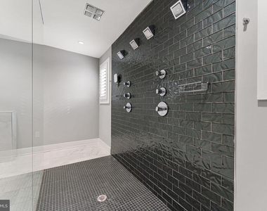 2421 1st Street Nw - Photo Thumbnail 21
