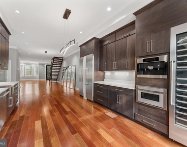 2421 1st Street Nw - Photo Thumbnail 12
