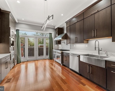 2421 1st Street Nw - Photo Thumbnail 10