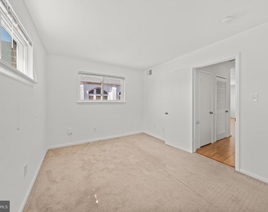 630 11th Street Ne - Photo Thumbnail 13
