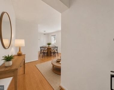 630 11th Street Ne - Photo Thumbnail 2
