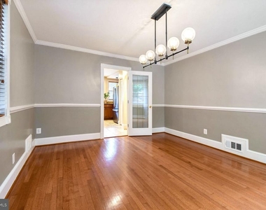 8112 Eastern Avenue Nw - Photo Thumbnail 4