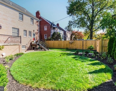 8112 Eastern Avenue Nw - Photo Thumbnail 33