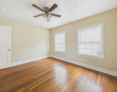 5204 Duval St - Photo Thumbnail 10