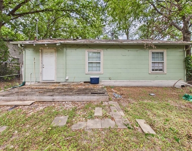 5204 Duval St - Photo Thumbnail 20