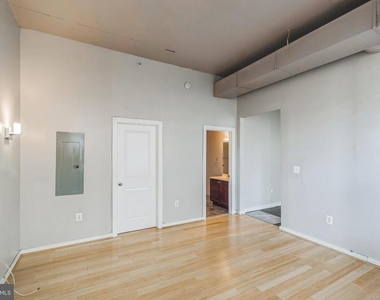 701 Lamont Street Nw - Photo Thumbnail 17