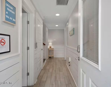137 S 6th Avenue - Photo Thumbnail 51
