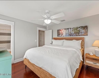 137 S 6th Avenue - Photo Thumbnail 13