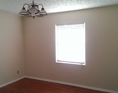 4455 Rainer Road - Photo Thumbnail 6