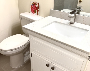 5201 Atlantic Boulevard - Photo Thumbnail 8