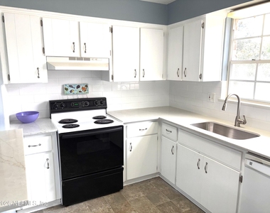 5201 Atlantic Boulevard - Photo Thumbnail 5