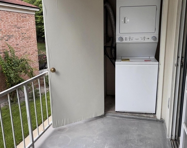 5201 Atlantic Boulevard - Photo Thumbnail 11