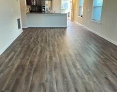 7067 Emsley Circle - Photo Thumbnail 6