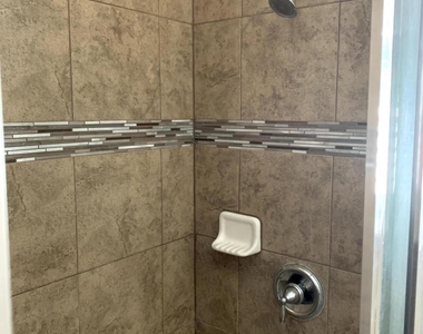 7067 Emsley Circle - Photo Thumbnail 11
