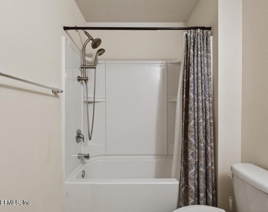 45047 Amhurst Oaks Drive - Photo Thumbnail 15