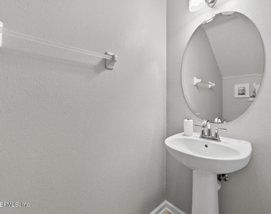 4166 Highwood Drive - Photo Thumbnail 18